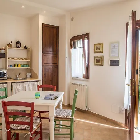 Diaccia Botrona Farm stay *